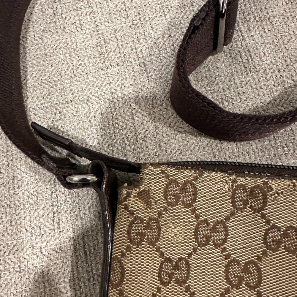 gucci cross body messenger bag - Picture 6 of 6